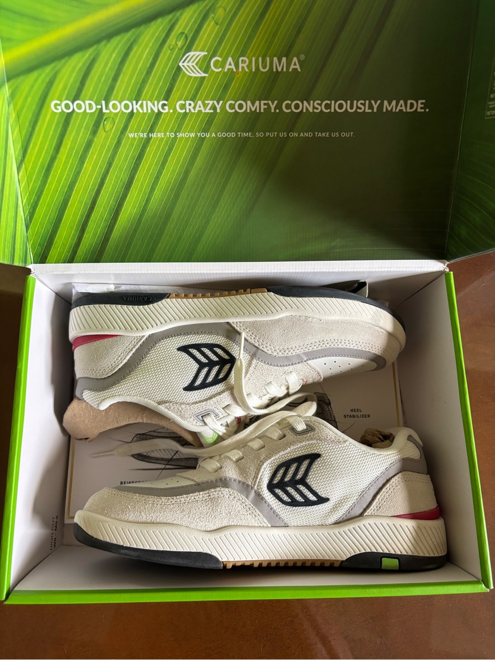 Cariuma Cream & Black Low-Top Sneakers with Subtle Red Accent